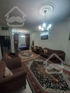 ۶۱ متر.     تک خواب.    پارکینگ‌دار.   طلا