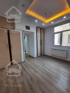 ۶۵ متر فول رو به آفتاب در باغ فیض