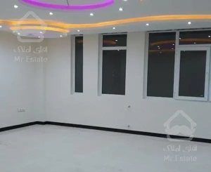 آپارتمان ۱۰۳متری همکف دوخوابه دارای حیاط اختصاصی