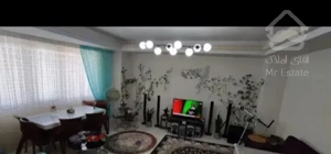 ۹۰متری/۲خواب/اهورا‌ملک‌/شهرک ناز
