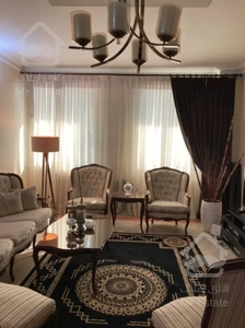 ۸۵متر ۲خواب ۱۰ واحدی سالن پرده خور در فردوس غرب