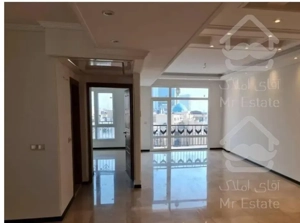 اپارتمان/۸۵متر/غرق نور//قبا