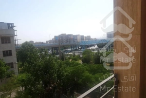 ۱۰۴متری با امکانات کامل پارک پلیس