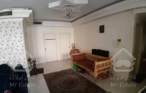 آپارتمان ۱۸۰متر۳خواب۲۰ساله ۳۵متری لاله غربی