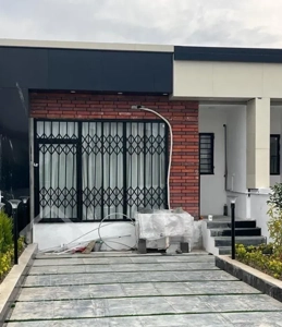 ویلا باغچه همکف 151 متری شهرکی سند تک‌برگ