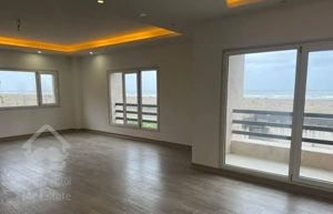 فروش آپارتمان پلاک یک نوساز سند تکبرگ در سرخرود