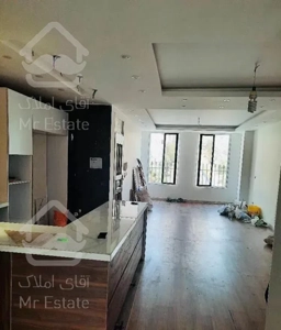 ۷۲ متر ۲ خوابه / سالن پرده خور / بازسازی شده