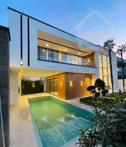 ویلا باغ دوبلکس 300 متری در بندر انزلی - 250 بنا