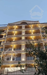 ۹۵متر/۲خواب/نورگیر/طراحی شیک/غرب ایرانمال