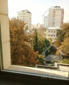 فروش اپارتمان ۱۳۰ متری تاپ