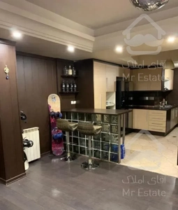 ۱۴۶متر/۳خواب/چشم انداز کوه/طبقه هفتم