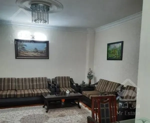 آپارتمان ۶۷ متری . ۲ خواب تک برگ