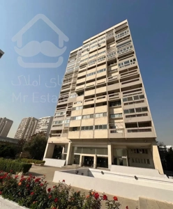 ۱۵۰ متر + ۷۰ متر حیاط اختصاصی برج هرمزان