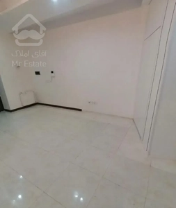 واحد کلید نخورده (زیرقیمت)