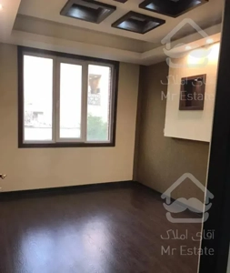 ١٠٦متر٢خواب(پاگرد کاملا مجزا)لابی طبقه٣