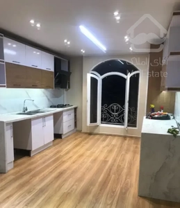 ۱۱۰ متر خوش نقشه و عالی