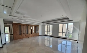 فروش آپارتمان ۲۳۰ متری ۳ خوابه در نیاوران