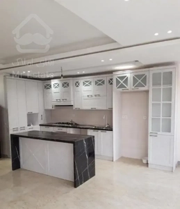 آپارتمان ۱۰۰ متری / دو خواب / فول امکانات