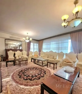 ۲۳۵ متر / اگر سخت پسندی این آگهی نگاه کن