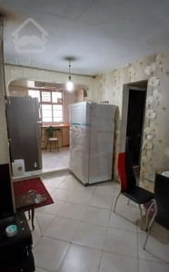 آپارتمان همکف با حیاط