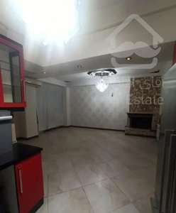 90متر دو خواب تاپ لوکیشن براصلی پیروزی