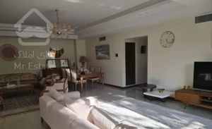 ۱۴۰متری تکواحدی2p بر میدان دو نبش میدان