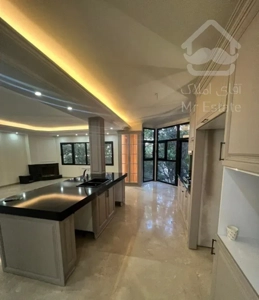 فروش آپارتمان 205 متری ۳ خوابه در آجودانیه/اکازیون