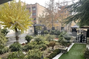 ۲۱۰ متر تا‌پ لوکیشن آجودانیه با امکانات کامل