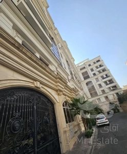 ۱۳۰  متر برج خانه سفید ۳پارکینگ سندی  اباذر