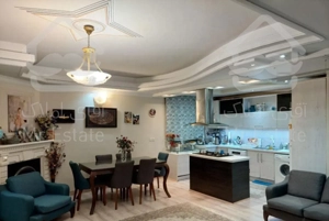 آپارتمان ۸۵ متری دو خوابه