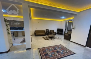 ۱۲۵متری/آسانسور +پارکینگ +انباری/پاسداران