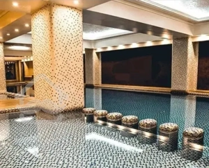 بالای کاج ۲۰۰ متر ( بدون مشابه )
