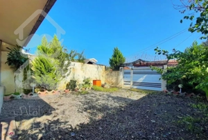 240متری با 90متر بنا/پروانه،پایان کار،عدم خلاف