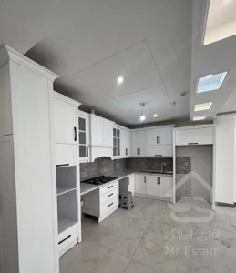 ۱۰۵متر/ اول اقبال/مترو