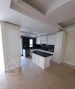 ابراهیمی ۱۶۵ متر تکواحدی نوساز اماده