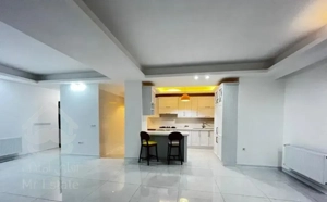 ۱۶۰ متری ، رادیودریا/ سَنَد شش دانگ