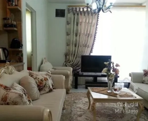 ۷۰ متر،دو خوابه،بدون پرتی