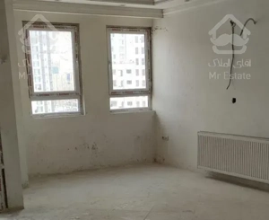 آپارتمان ۹۴ متری در چند قدمی دریاچه