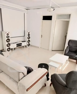 آپارتمان ۶۵متری دوخوابه/ خ شیخ بهایی