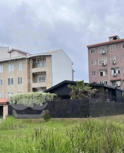 فروش ویلای ۳۰۰ متری استخردار بلوار نجفی