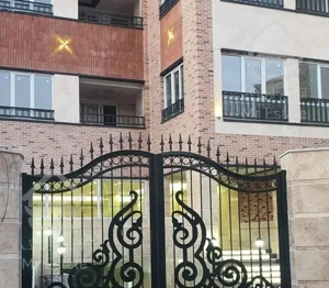 آپارتمان نوساز ۱۳۵ متر سه خواب یک مستر کلید نخورده