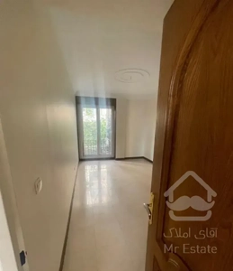 ۲۱۵متر ۴خواب در آجودانیه ، ۲ پارکینگ ، سند تک‌برگ