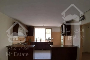 آپارتمان ۸۵ متری دو خواب دو نبش