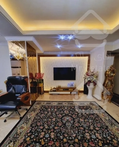 ۹۸ متر /دوخوابه/دوطرف نور شمالی جنوبی