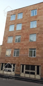 آپارتمان با پیلوت و ۴ طبقه یکجا