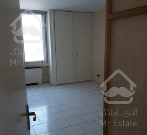 گاندی ۱۴۳ متر ۲ خواب فول امکانات