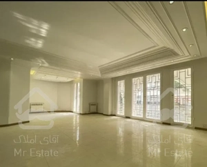 ۲۴۰متری طبقه آخر/لوکیشن قوی جردن/۳پارکینگ سندی