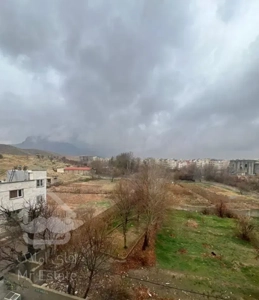 فروش سه خوابه ۱۵۰ متری گلستان