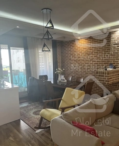 ازگل فروشی ۱۰۶ متری