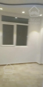 آپارتمان ۱۰۱متر. طبقه ۴ از ۵. هر واحد ۲طبقه.خ ۸/۳۷